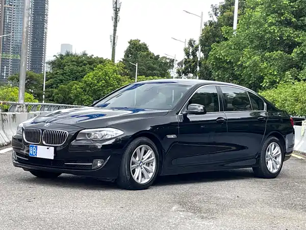 BMW 5 Series 2011