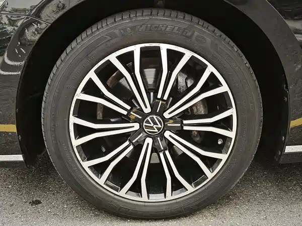 Volkswagen Phideon 2023