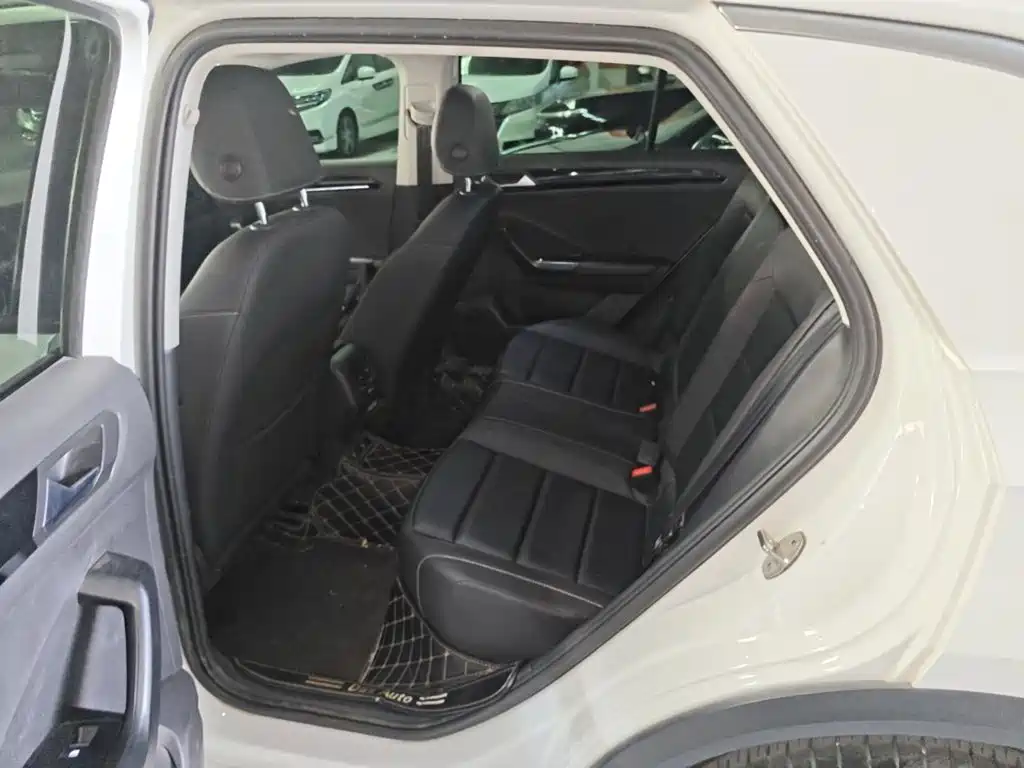 Volkswagen T-Roc 2020 — фото 17