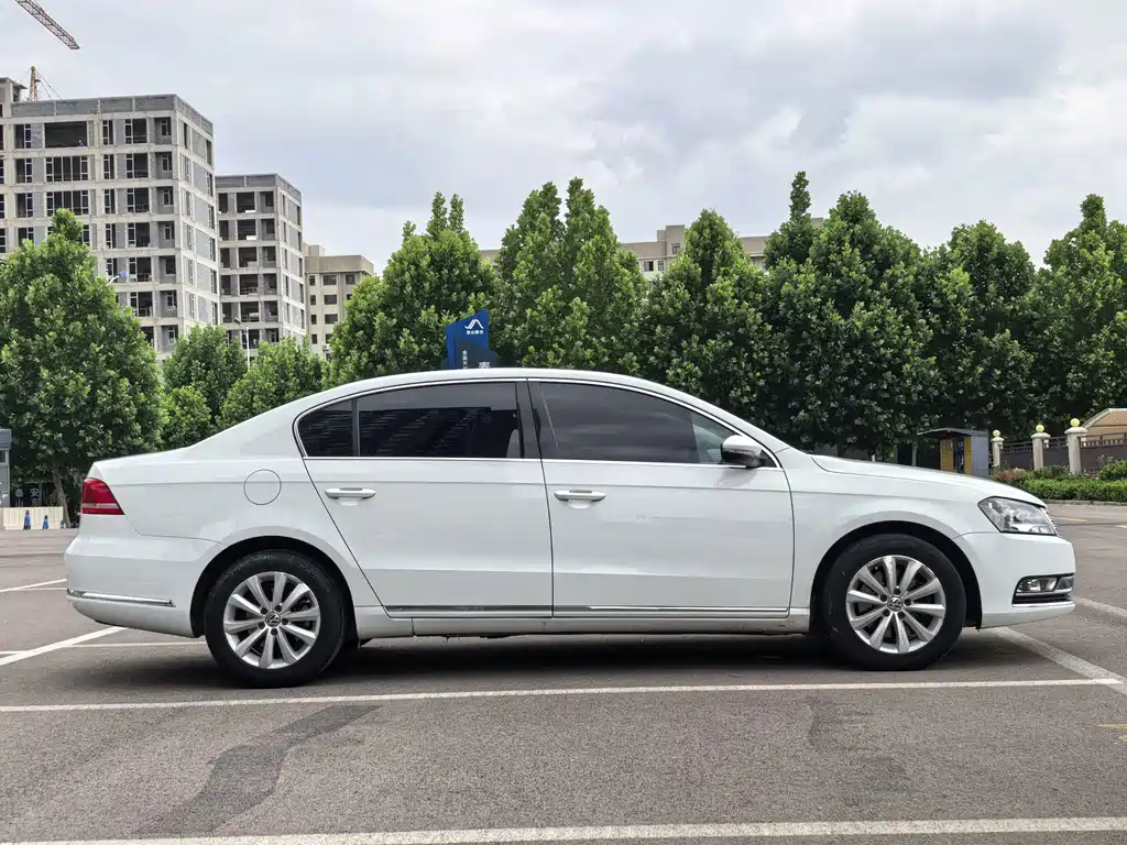 Volkswagen Magotan 2014