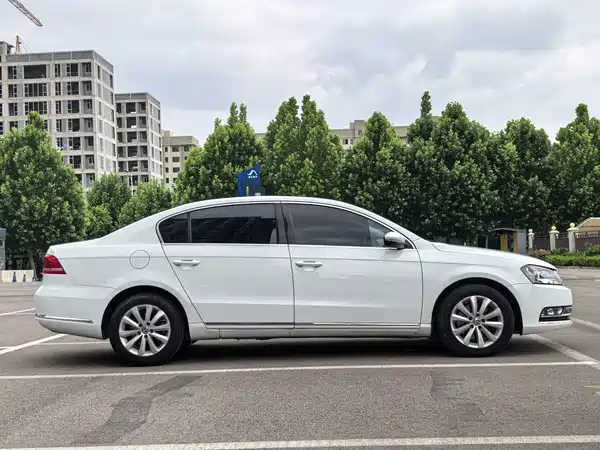 Volkswagen Magotan 2014