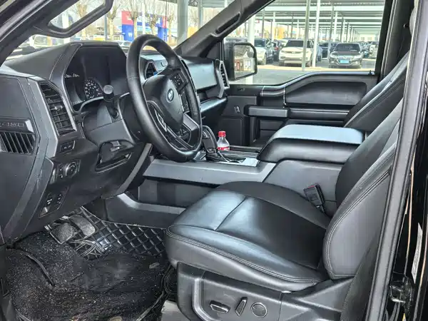 Ford F-150 Raptor 2018