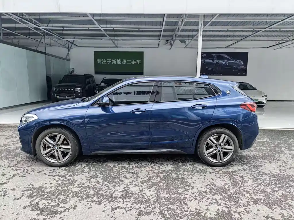 BMW X2 2022 — фото 3