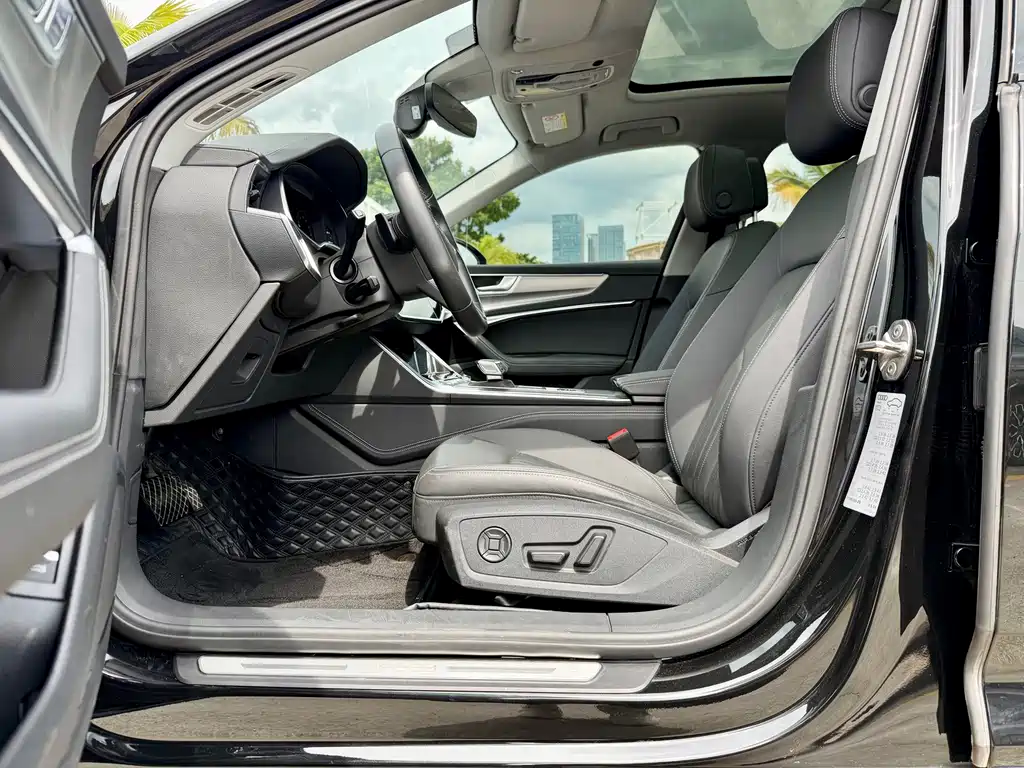 Audi A6 2025 — фото 10