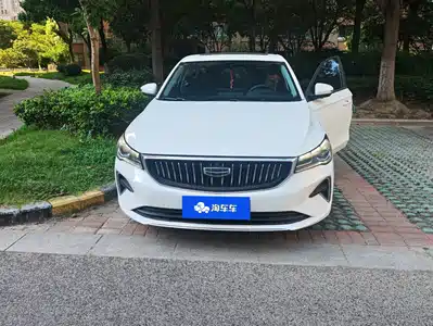 Geely Emgrand 2023