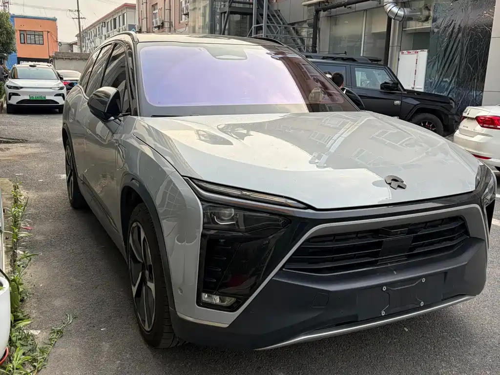 NIO ES8 2020