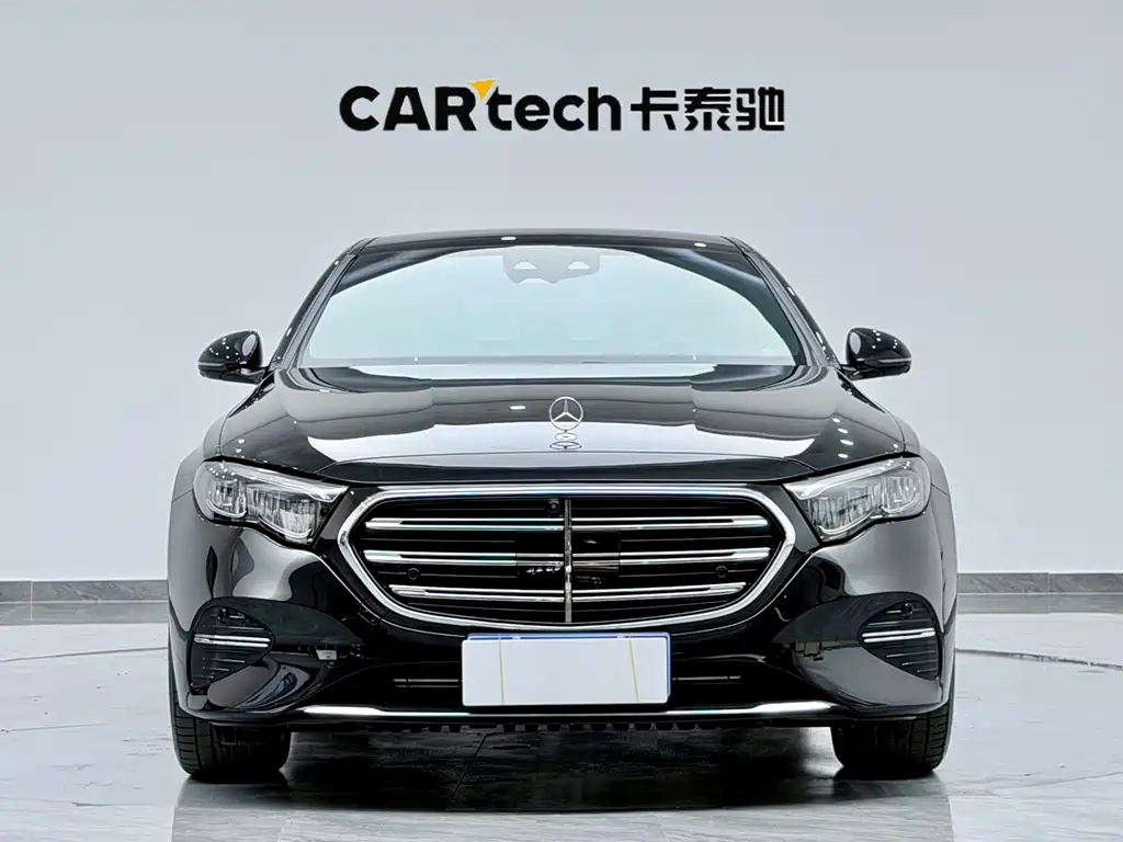 Mercedes-Benz E-Class 2025 — фото 2