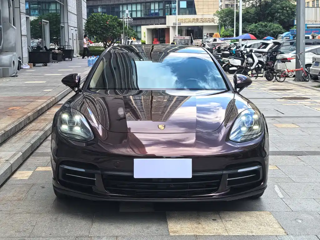 Porsche Panamera 2018 — фото 6