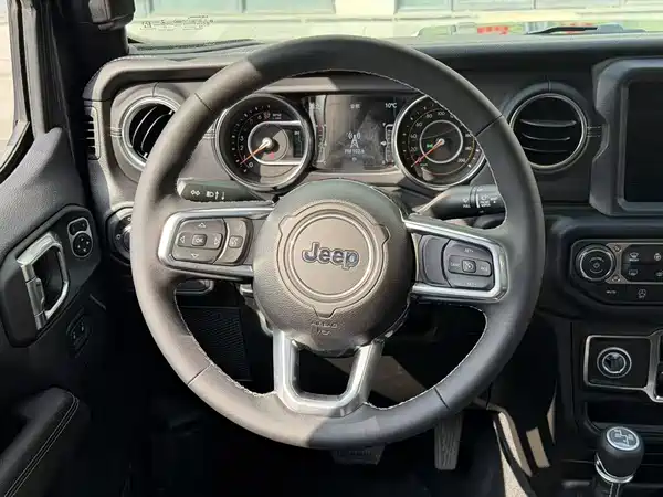 Jeep Gladiator 2023