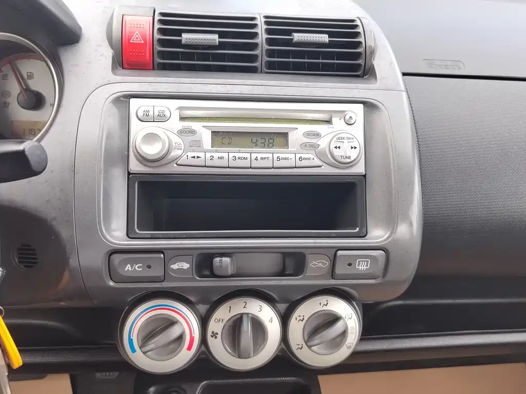 Honda Fit 2007 — фото 10