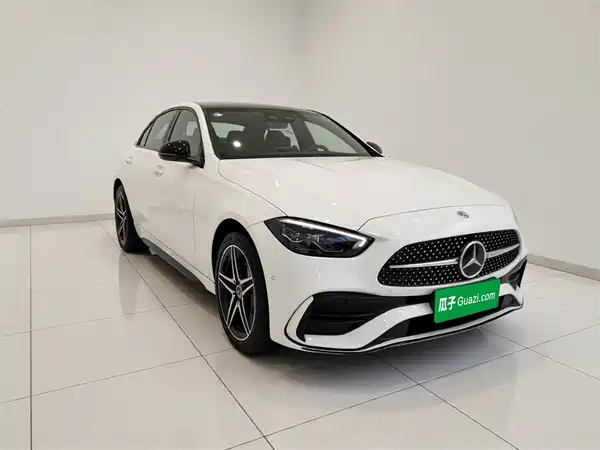 Mercedes-Benz C-Class 2025
