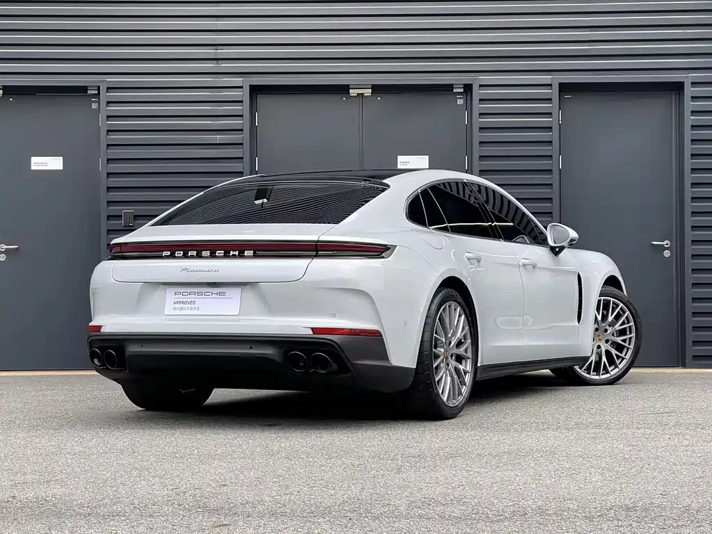 Porsche Panamera 2025 — фото 2