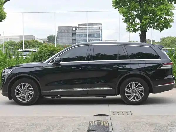 Lincoln Aviator 2021