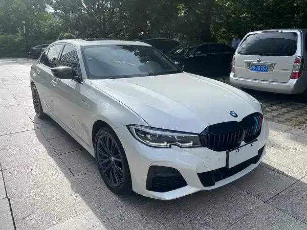 BMW 3 Series 2022