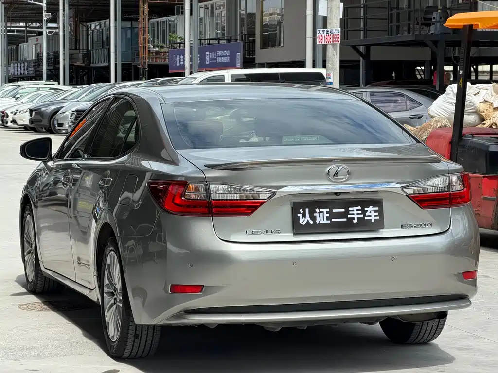 Lexus ES 2015