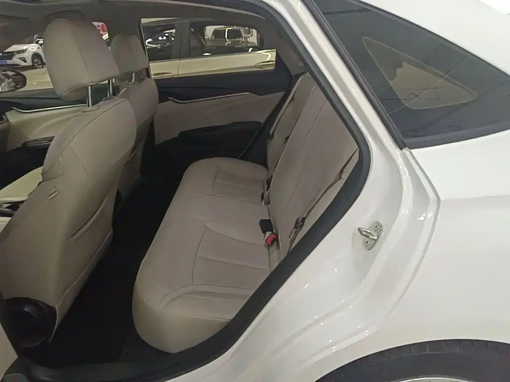 Buick Excelle GT 2020 — фото 17