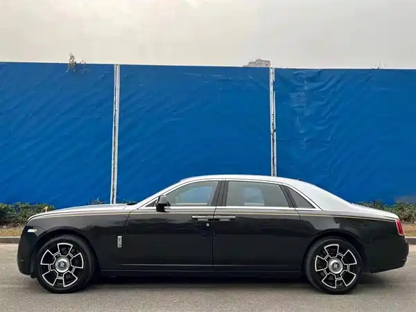 Rolls-Royce Ghost 2012