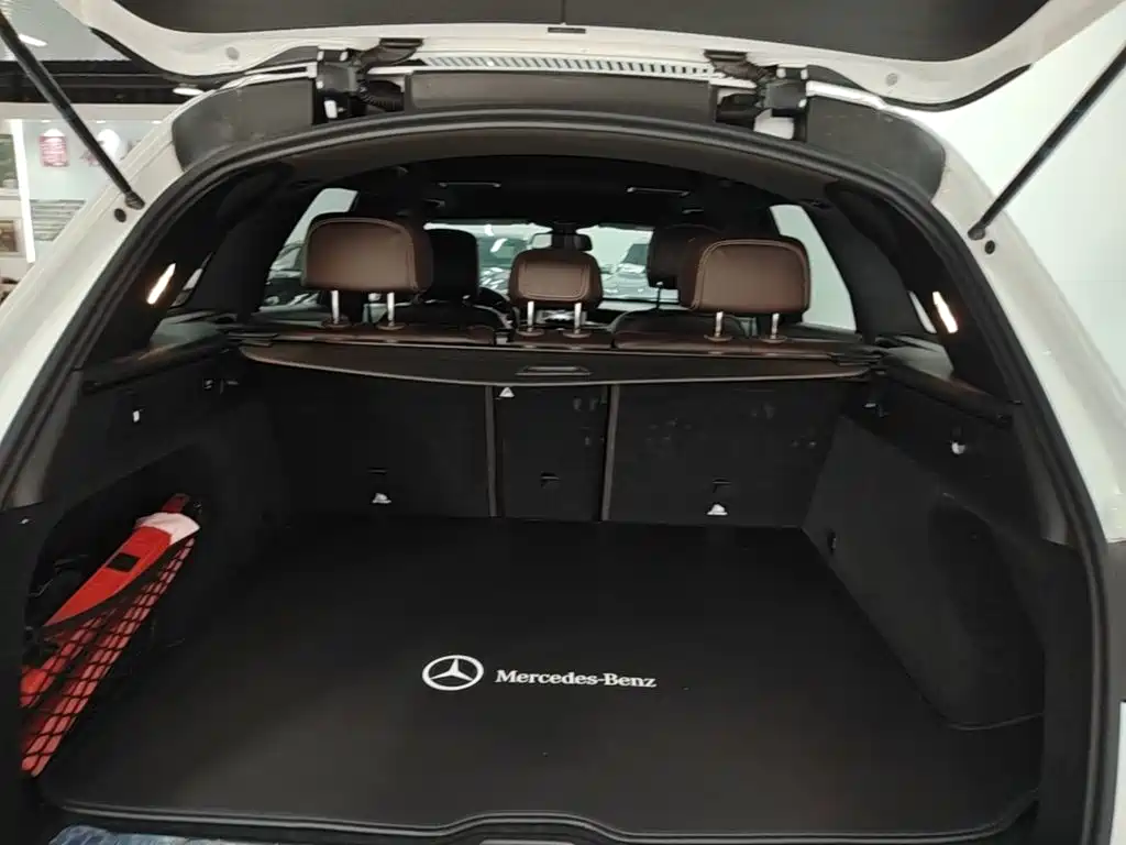 Mercedes-Benz GLC 2019 — фото 19
