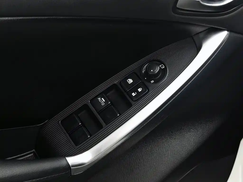 Mazda CX-5 2015 — фото 9