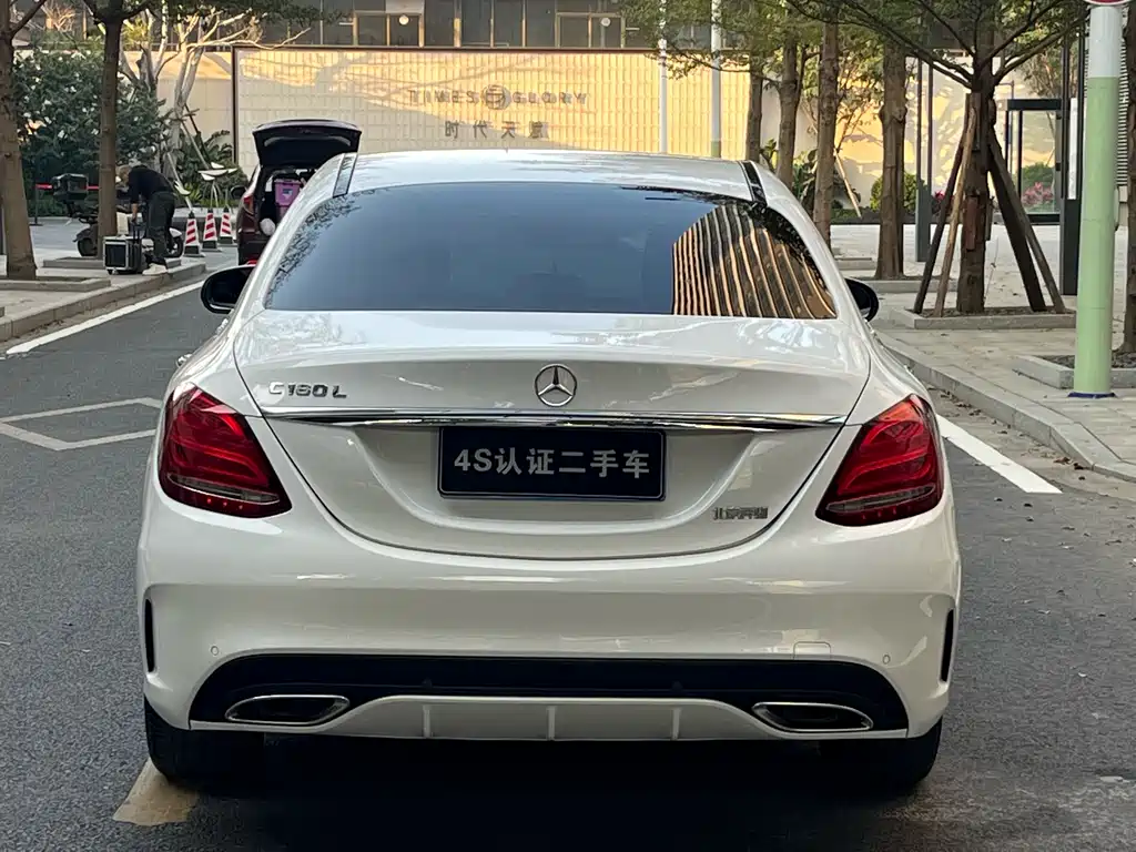 Mercedes-Benz C-Class 2018
