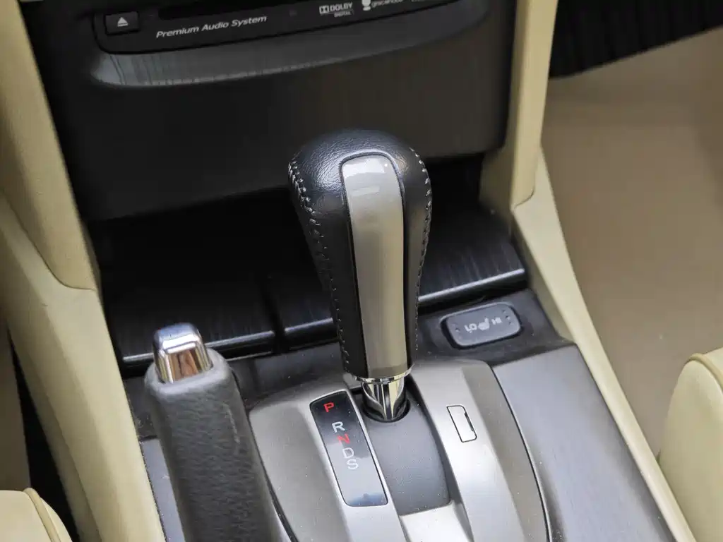 Honda Crosstour 2013 — фото 17