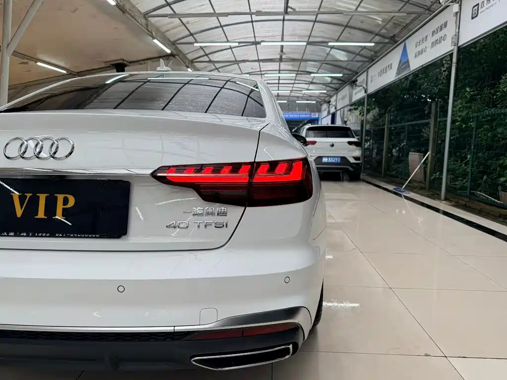 Audi A4L 2020 — фото 9