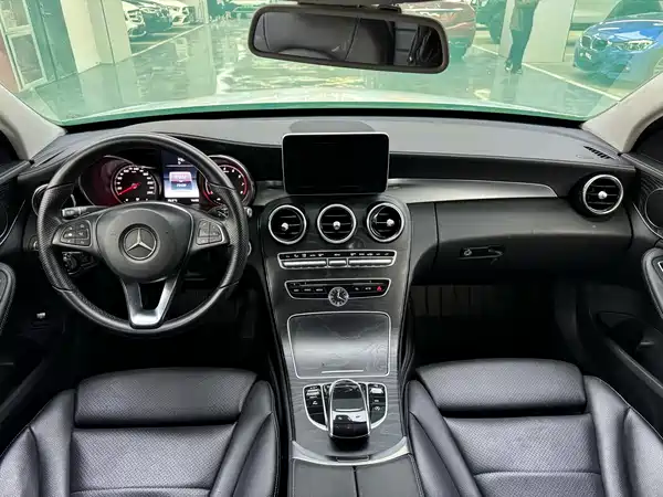 Mercedes-Benz C-Class 2015