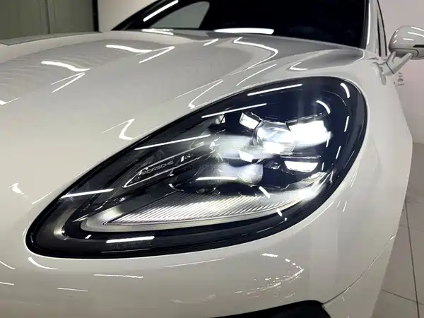 Porsche Macan 2023