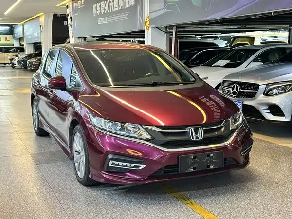 Honda Jade 2017