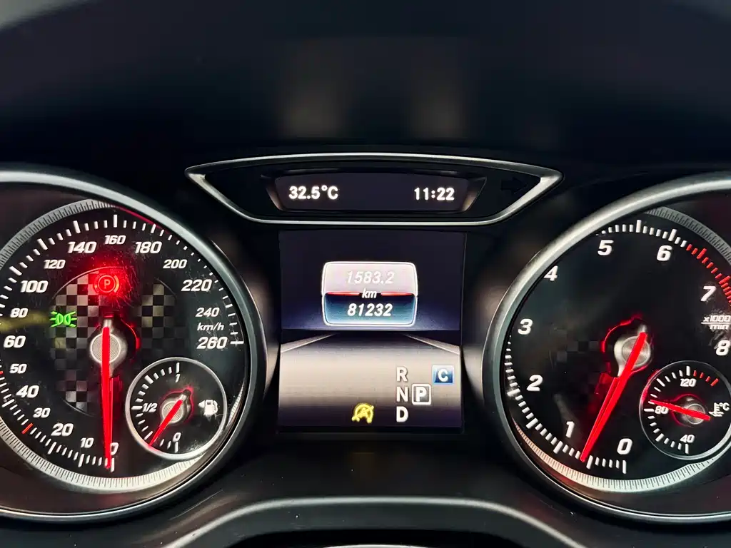 Mercedes-Benz A-Class 2016 — фото 22