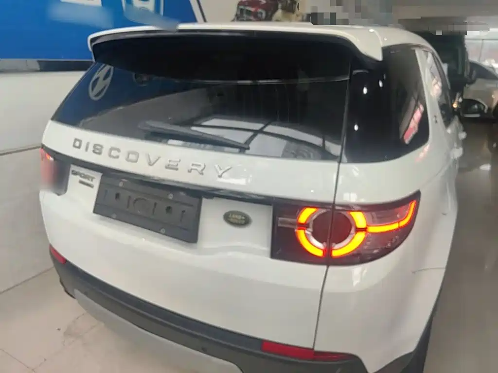 Land Rover Discovery Sport 2017 — фото 6