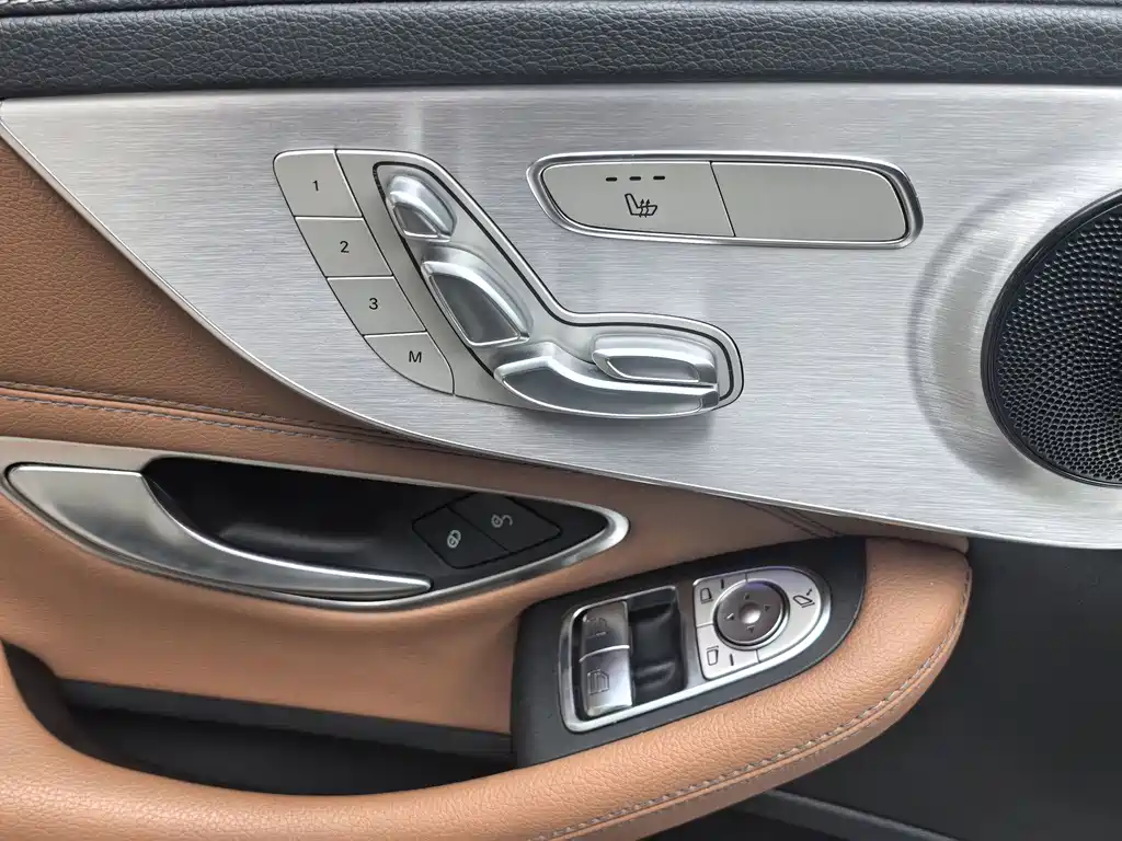 Mercedes-Benz C-Class 2021 — фото 8