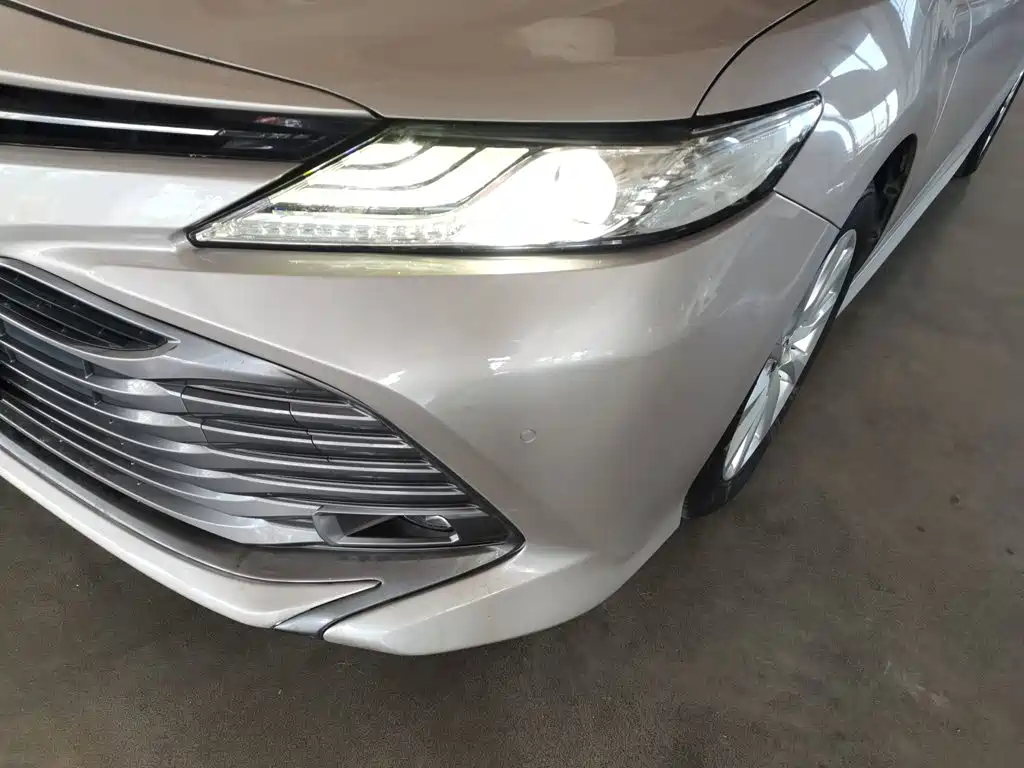 Toyota Camry 2020 — фото 18