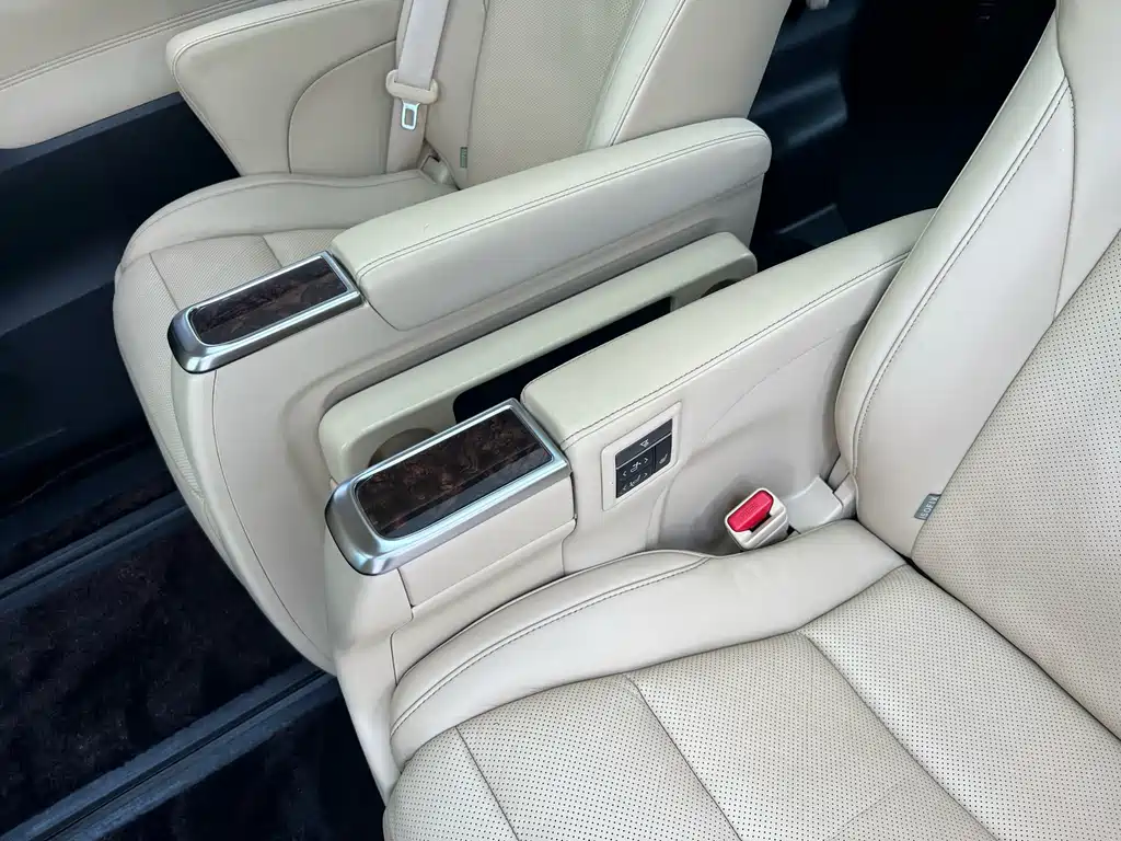 Toyota Alphard 2018 — фото 4