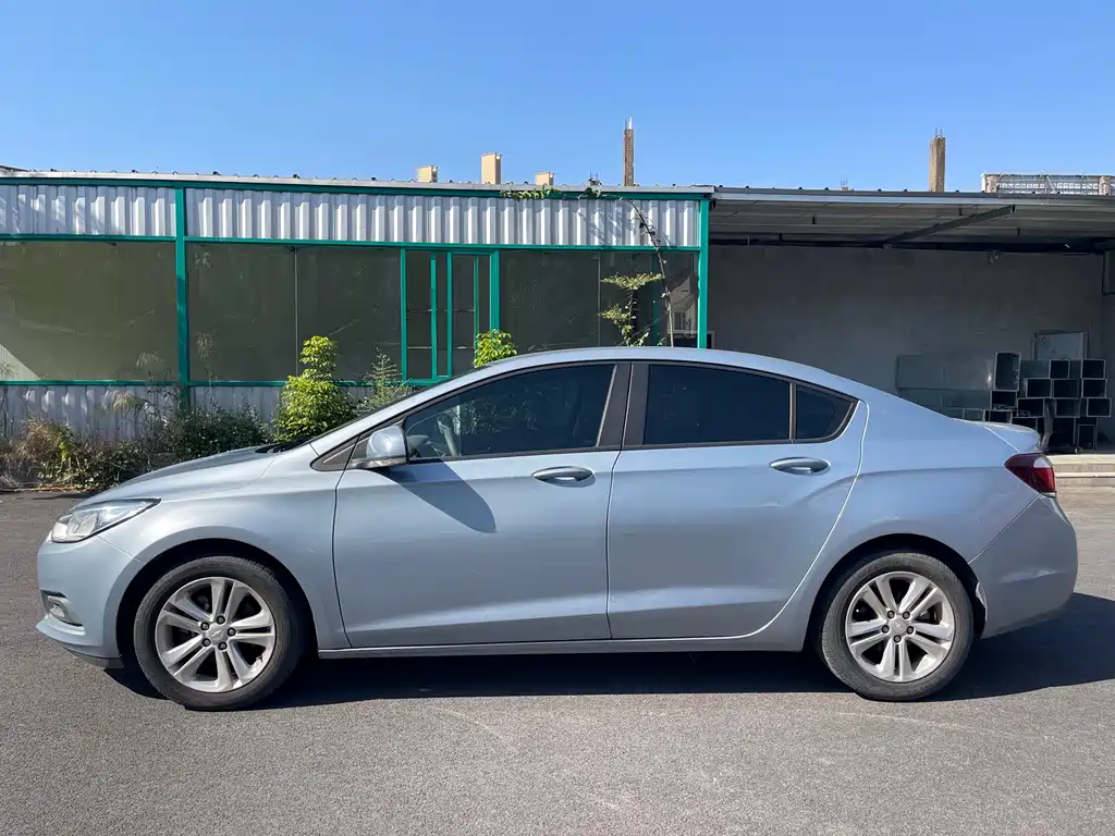 Chevrolet Cruze 2015 — фото 7