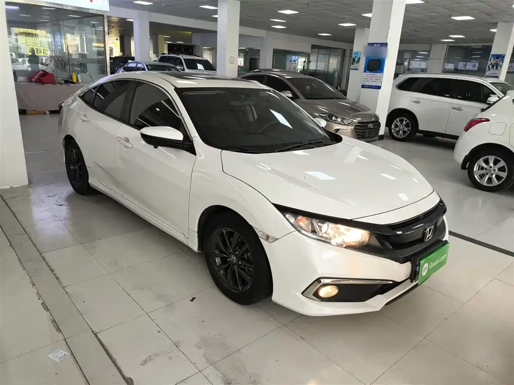 Honda Civic 2020 — фото 23