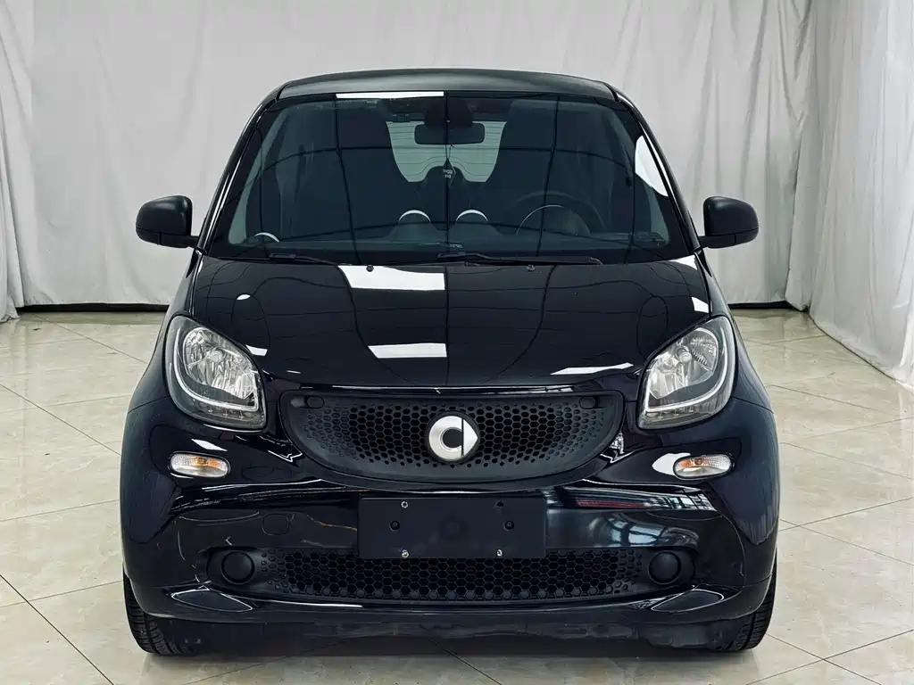 smart fortwo 2016 — фото 18