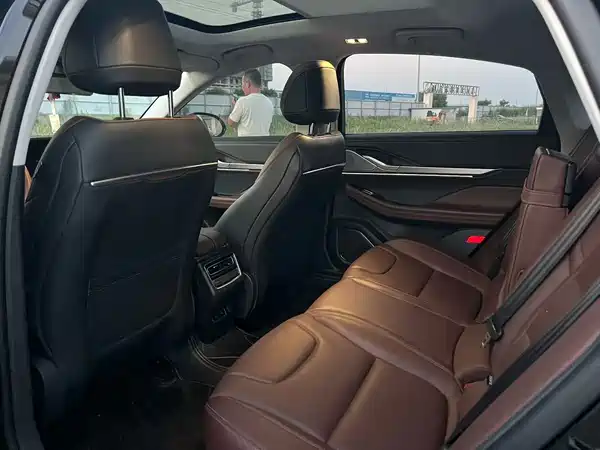 Lincoln Z 2024