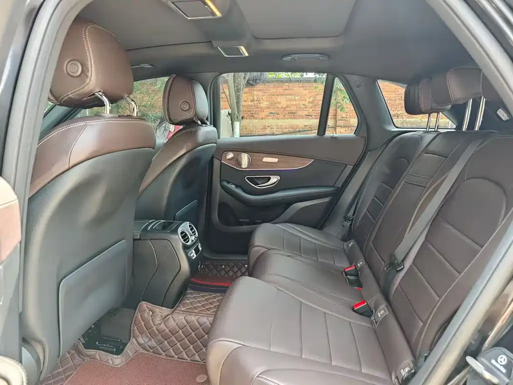 Mercedes-Benz GLC 2021