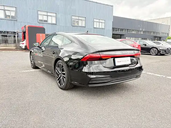 Audi A7 2025