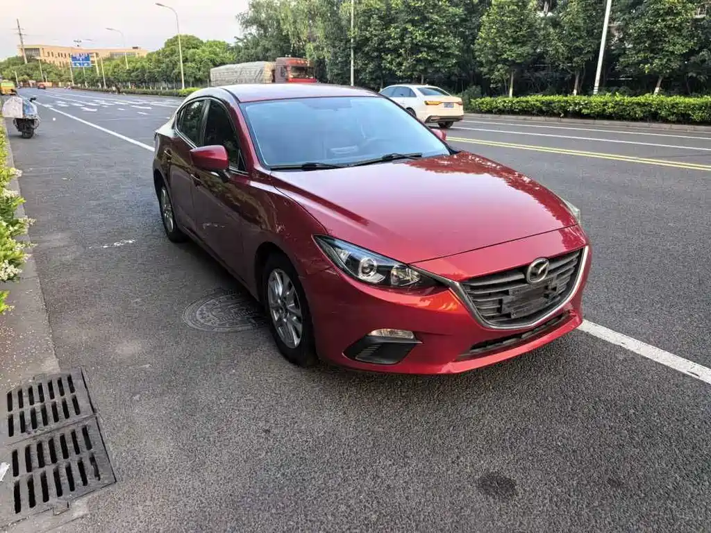 Mazda 3 Axela 2015 — фото 3