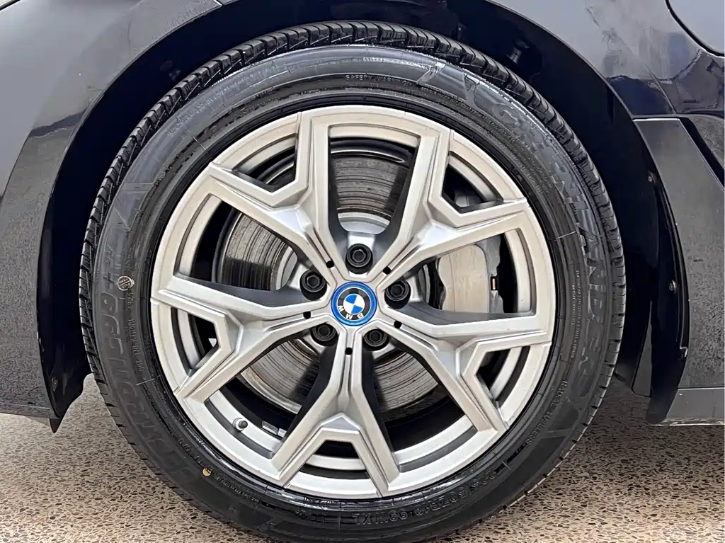 BMW i3 2023 — фото 9