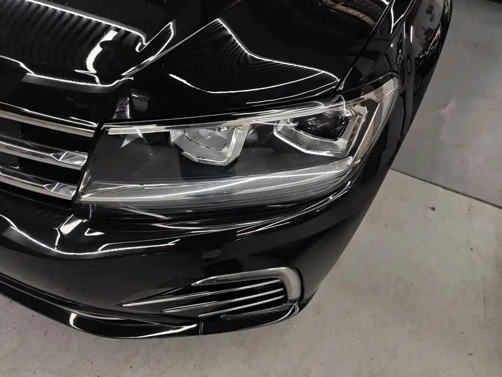 Volkswagen Tiguan L New Energy 2020 — фото 24