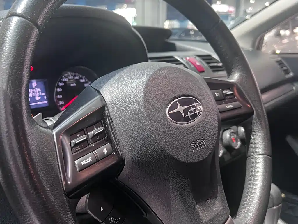 Subaru XV 2013 — фото 10