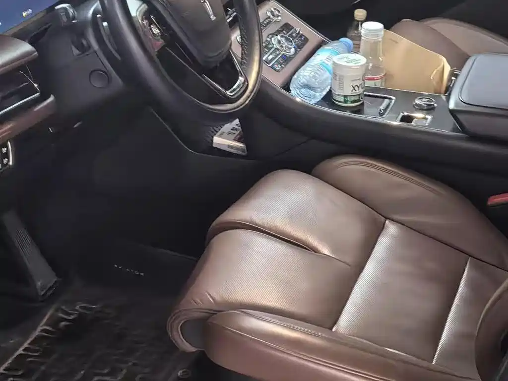 Lincoln Aviator 2021