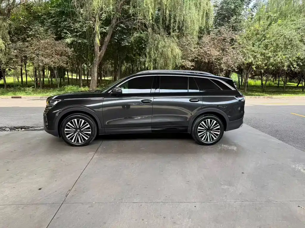 Volkswagen Tavendor 2023