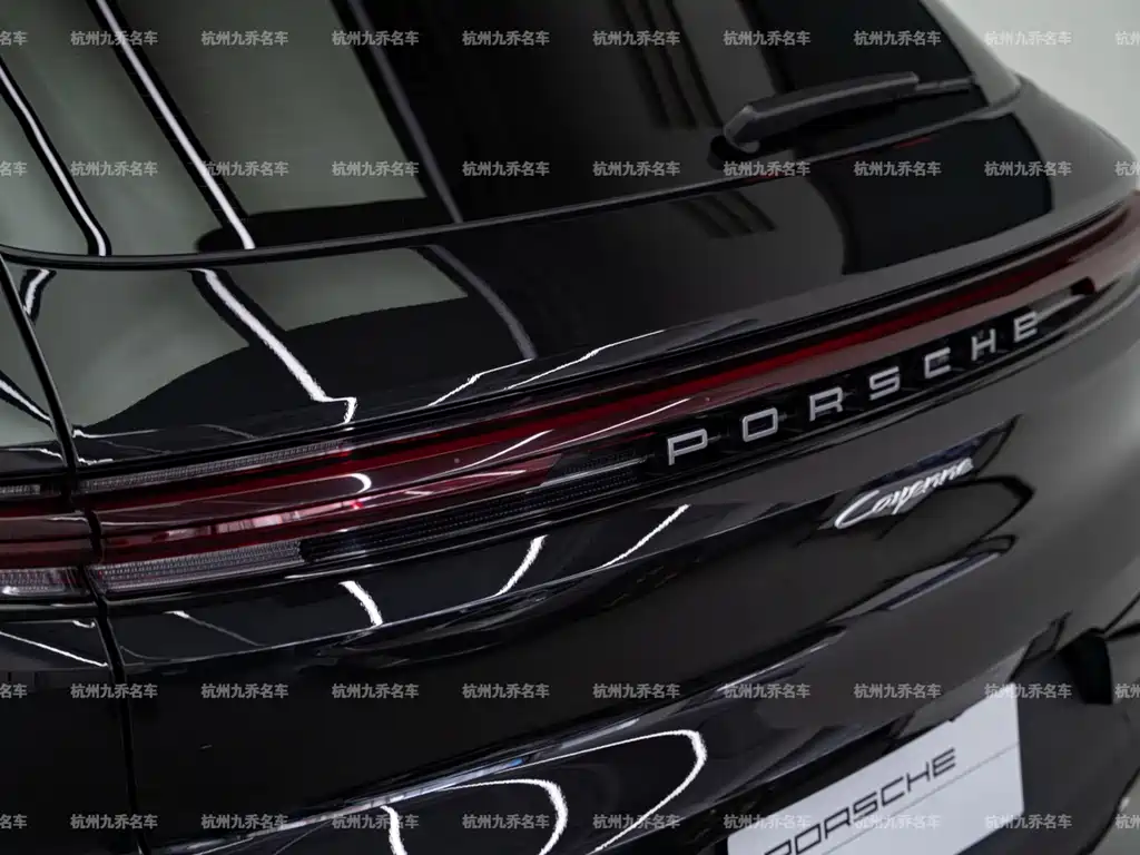 Porsche Cayenne 2025 — фото 11