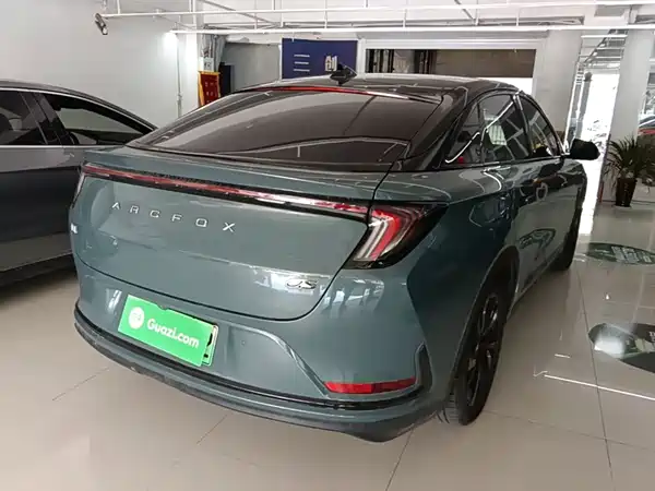 Arcfox Alpha S 2024
