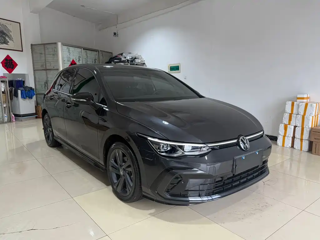 Volkswagen Golf 2023