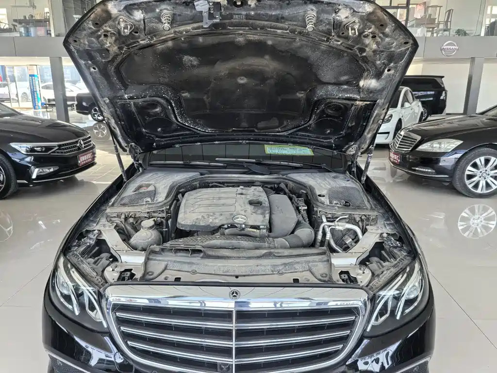 Mercedes-Benz E-Class 2020 — фото 14